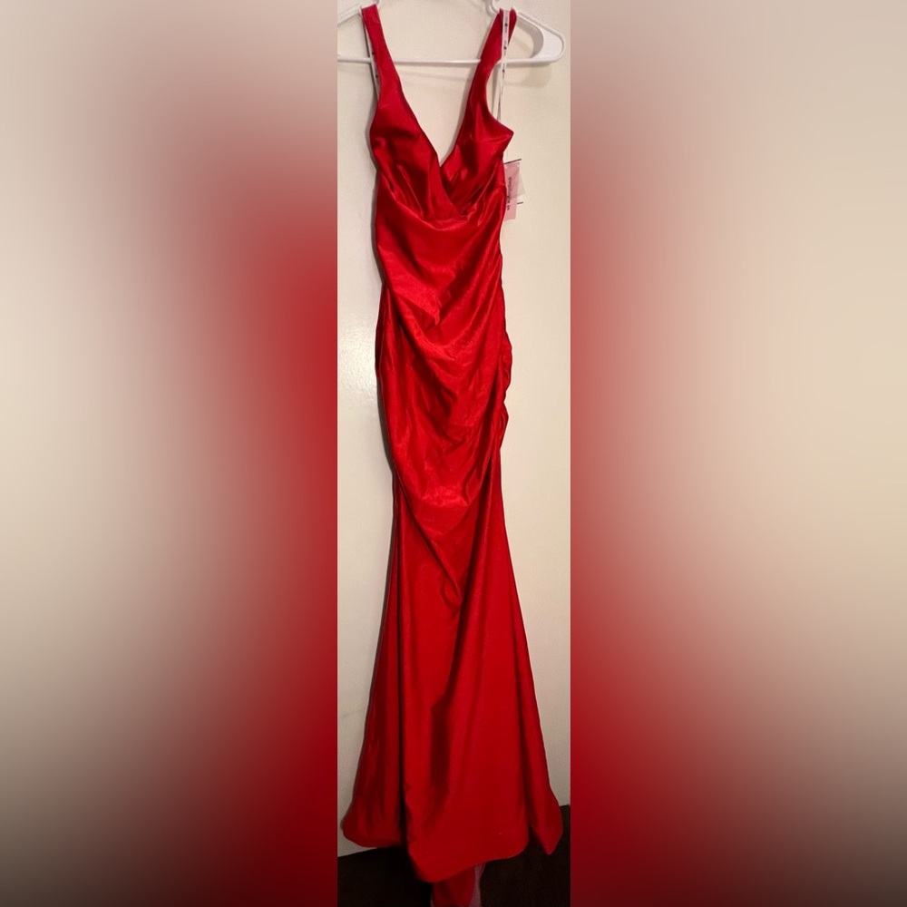 David’s bridal nightgown